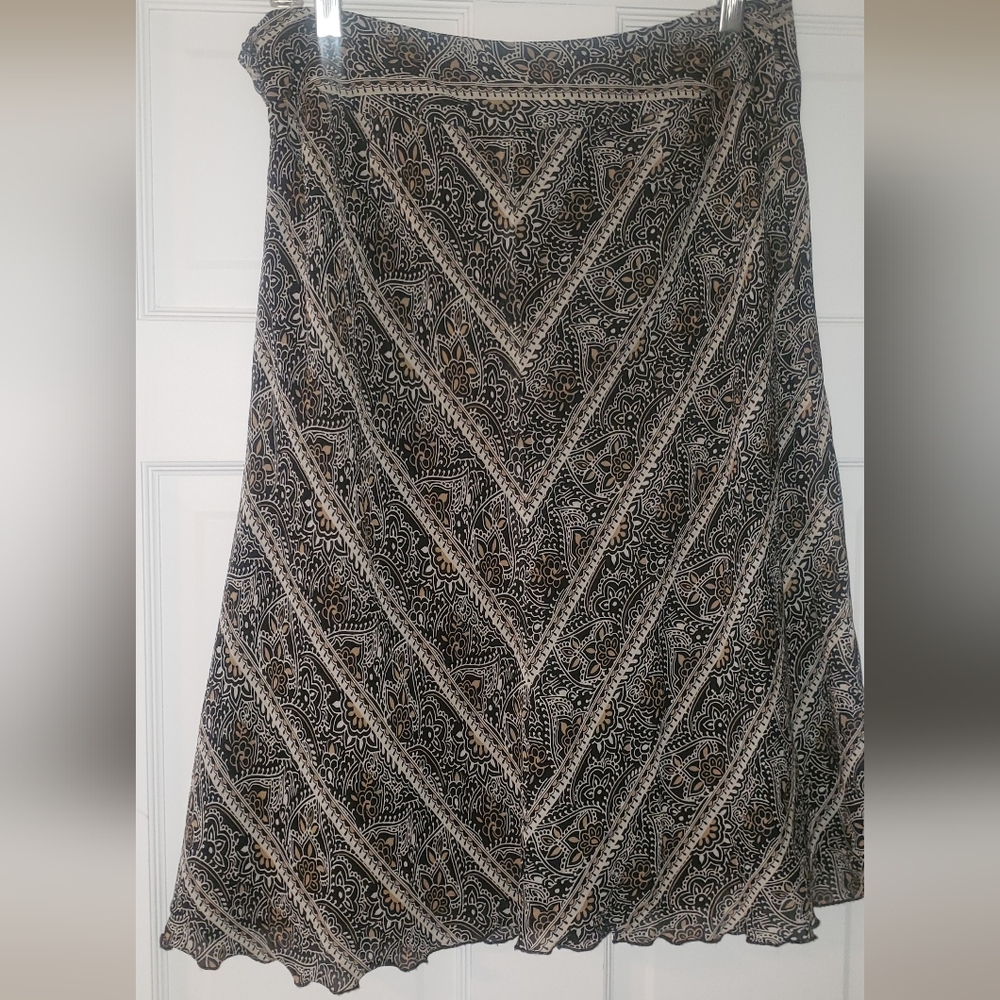 Ann Taylor Black and Brown Geometric Midi Skirt